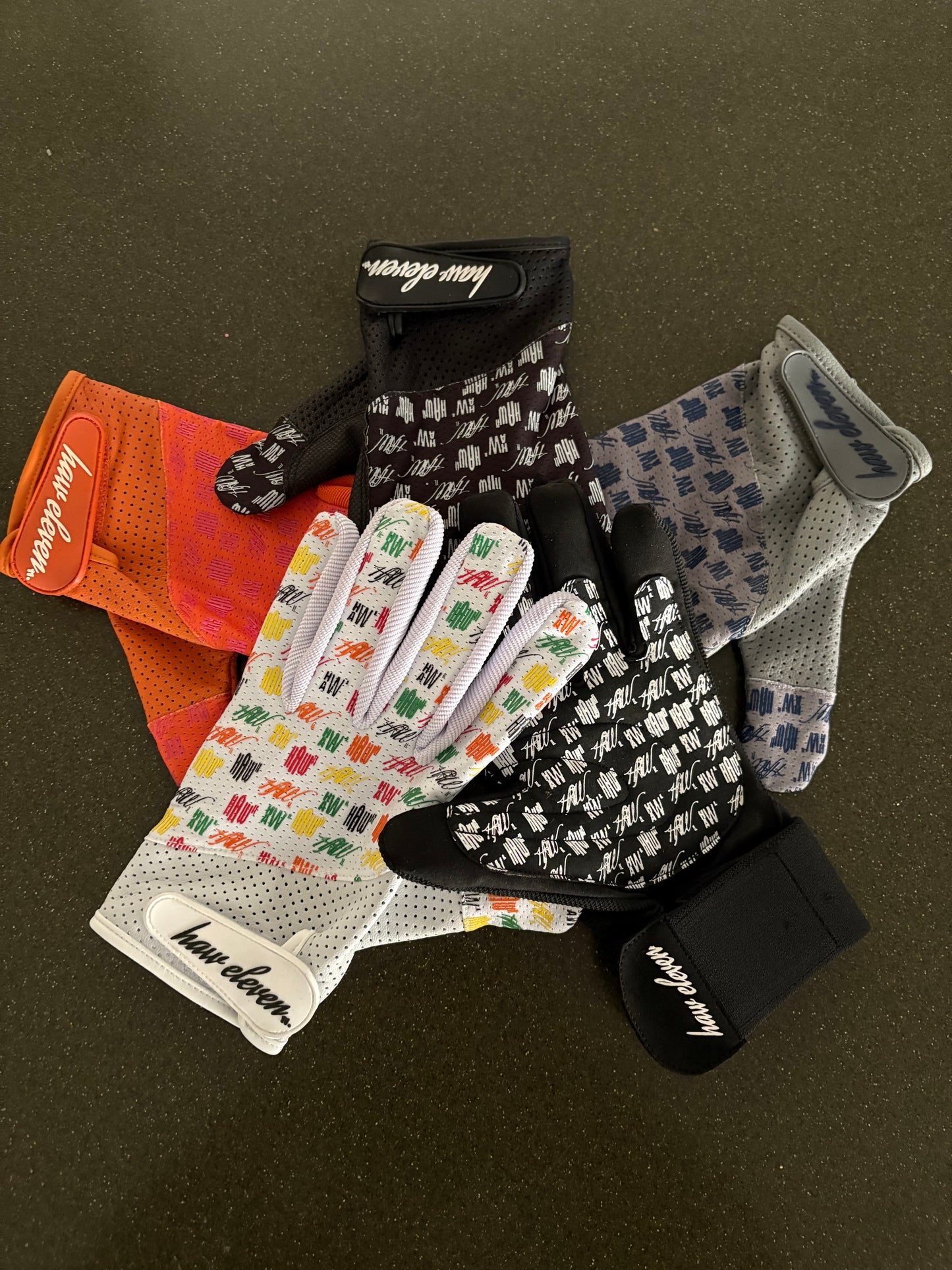 Haw Eleven Burner Gloves