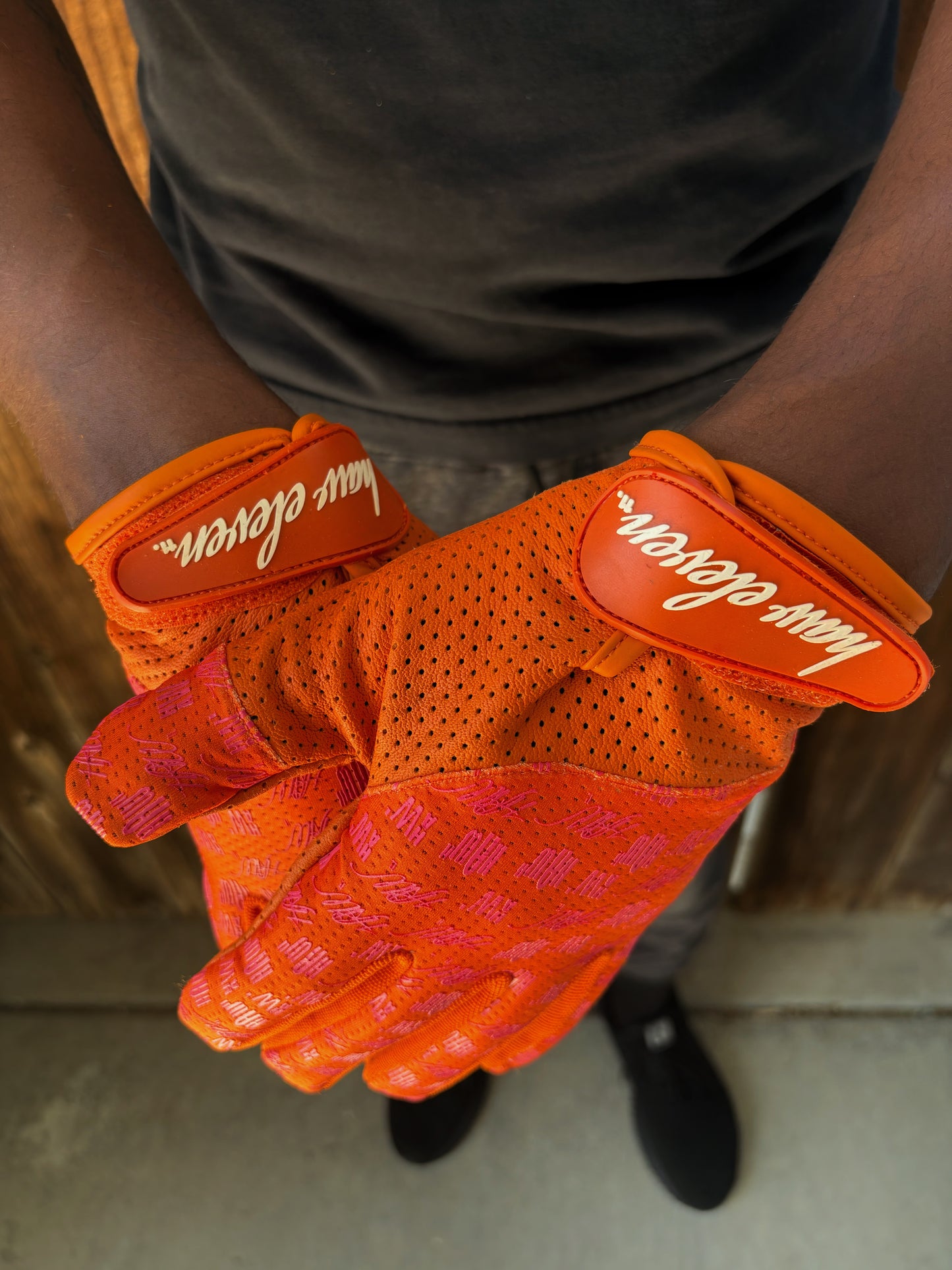 Haw Eleven Burner Gloves