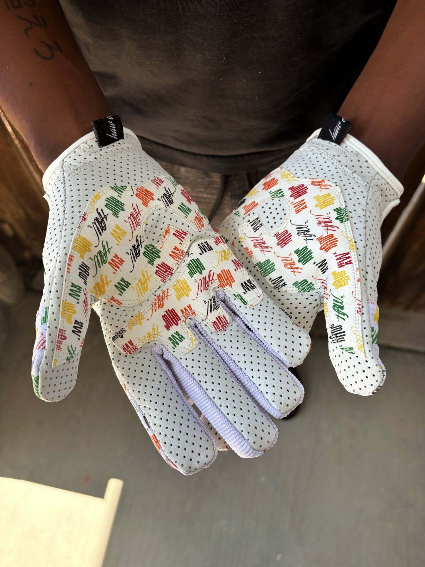 Haw Eleven Burner Gloves