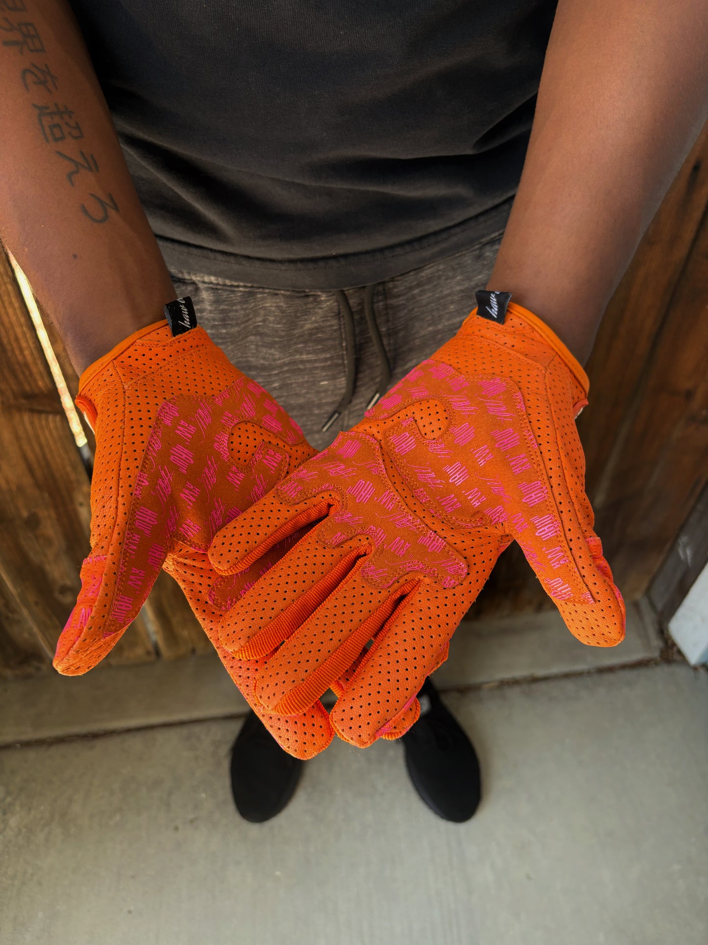 Haw Eleven Burner Gloves